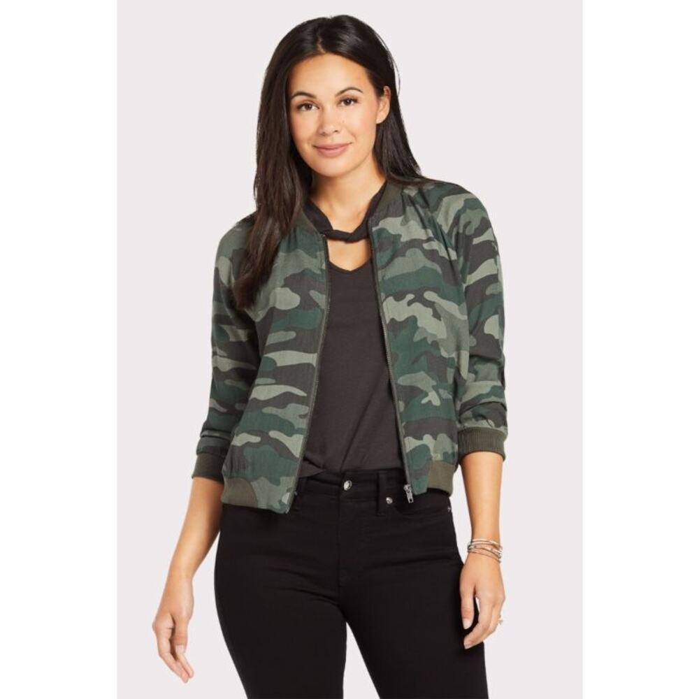 BB Dakota Can't See Me Camo Bomber Jacket Sz. S NEW